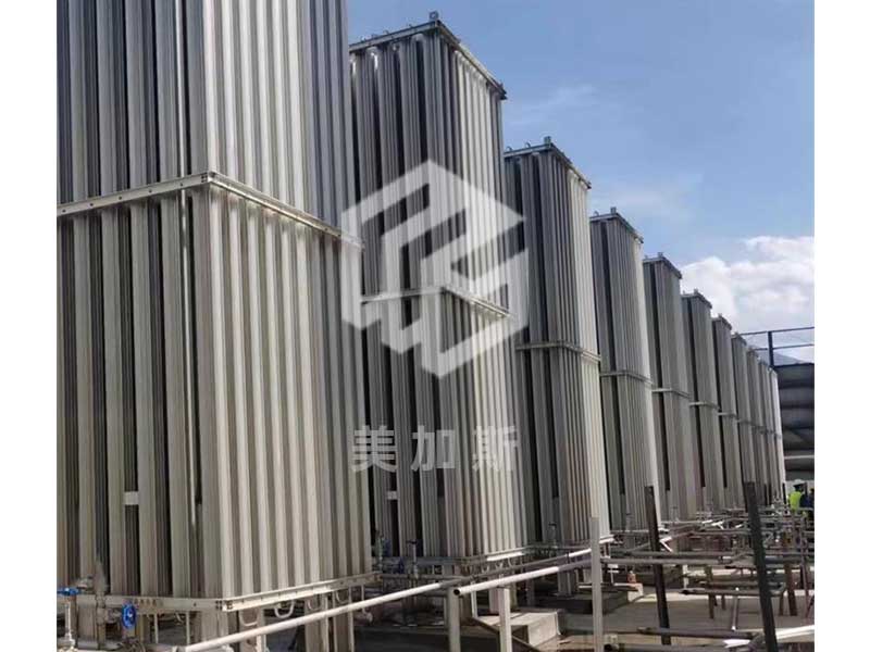 1669973919.jpg 氣化器-調(diào)峰站項(xiàng)目-3000方氣化器12臺(tái).jpg