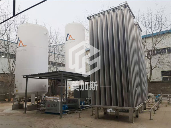 1760164191.jpg 4000方高壓液氮?dú)饣究偘?jpg